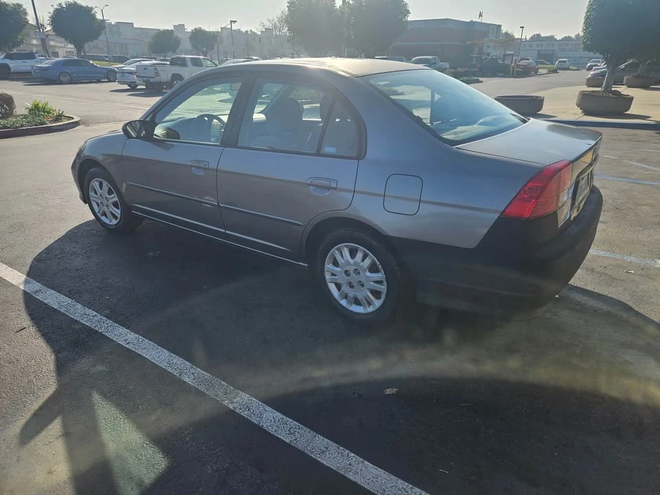 2004 Honda Civic 7th Gen - Image 7 of 9