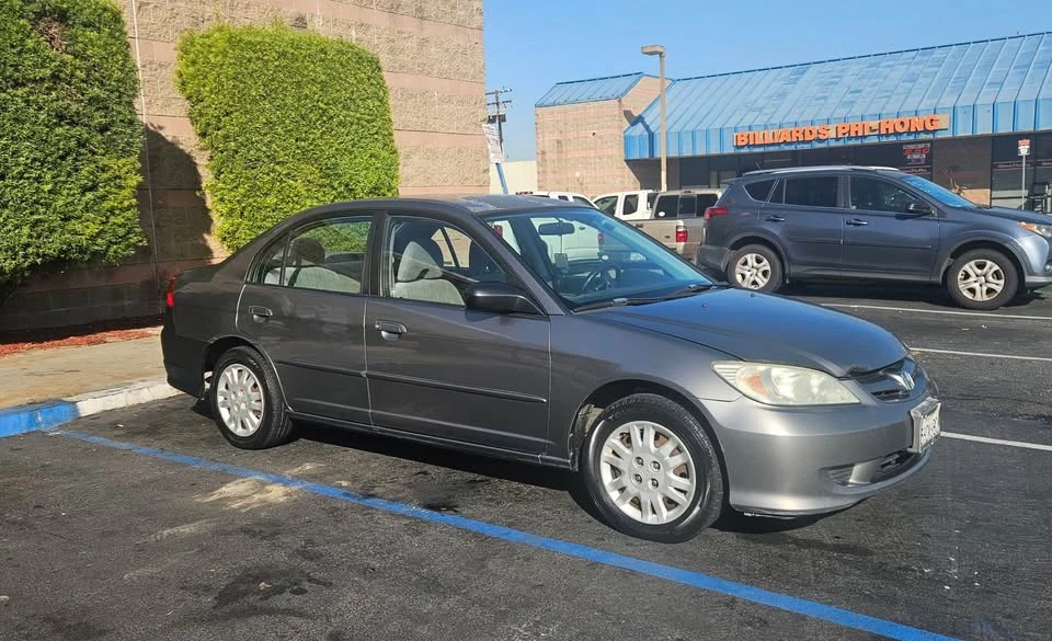 2004 Honda Civic 7th Gen - Image 9 of 9