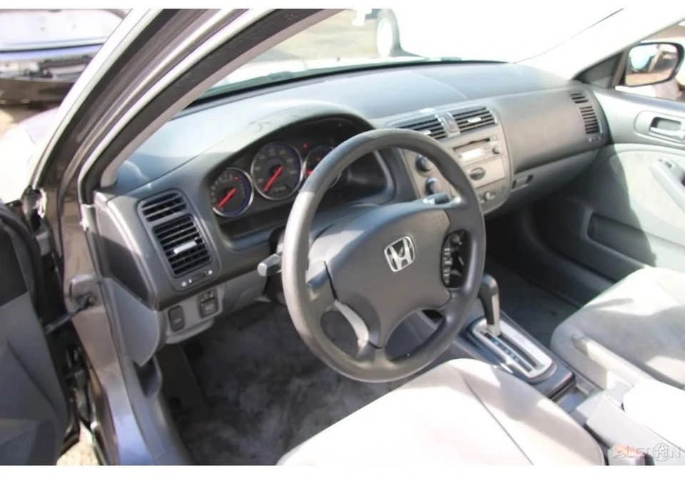 2004 Honda Civic 7th Gen - Image 4 of 9