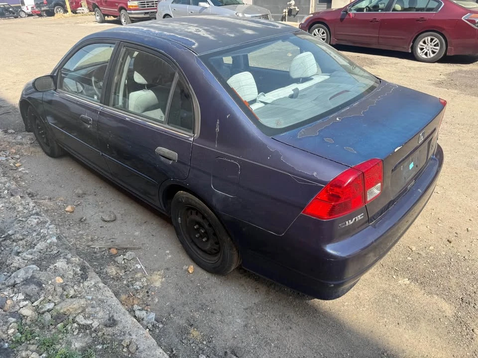 2004 Honda Civic 7th Gen - Image 3 of 13
