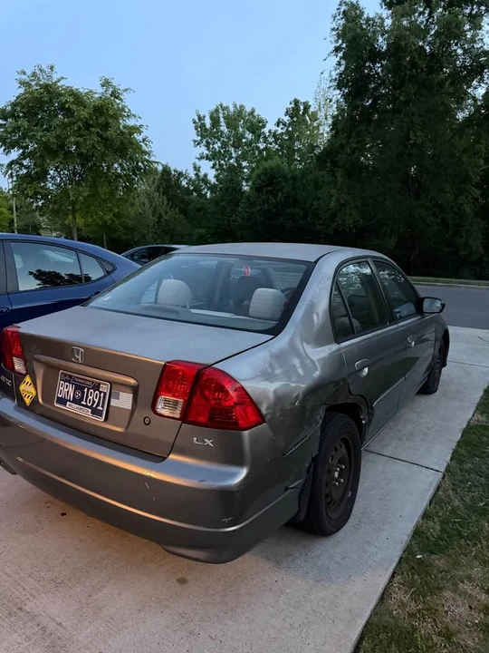 2004 Honda Civic 7th Gen - Image 8 of 8