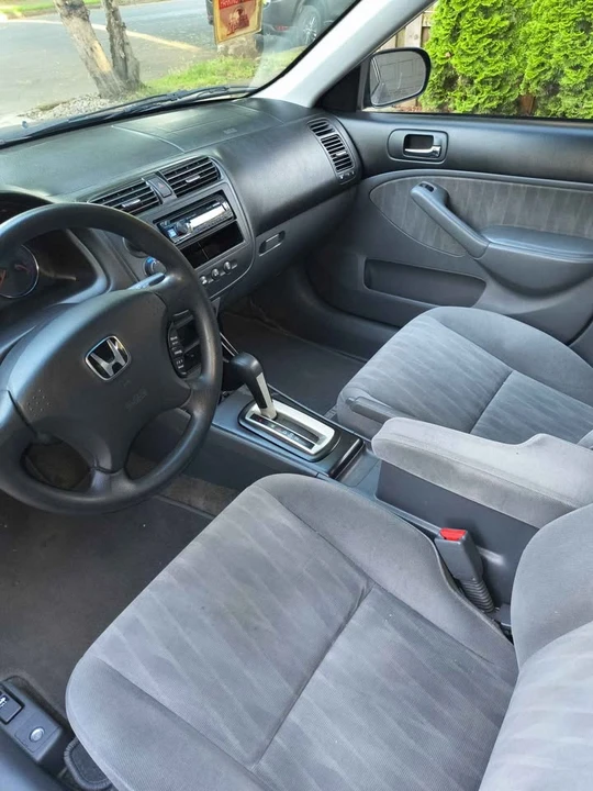 2004 Honda Civic 7th Gen - Image 7 of 10