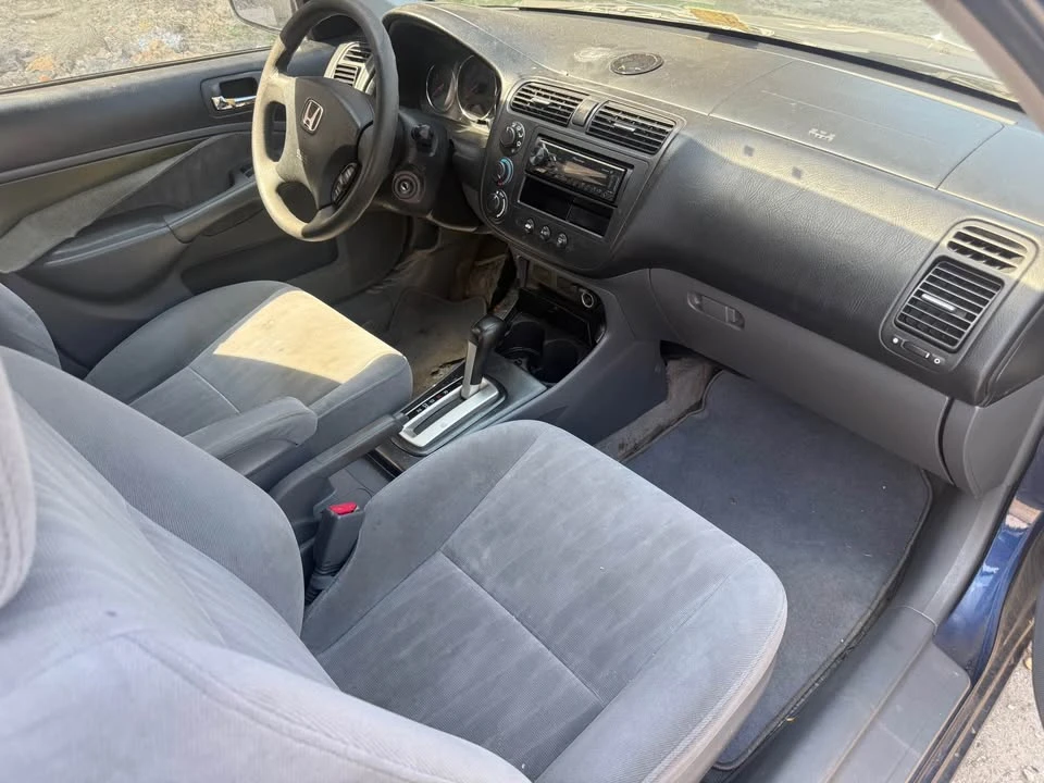 2004 Honda Civic 7th Gen - Image 5 of 13