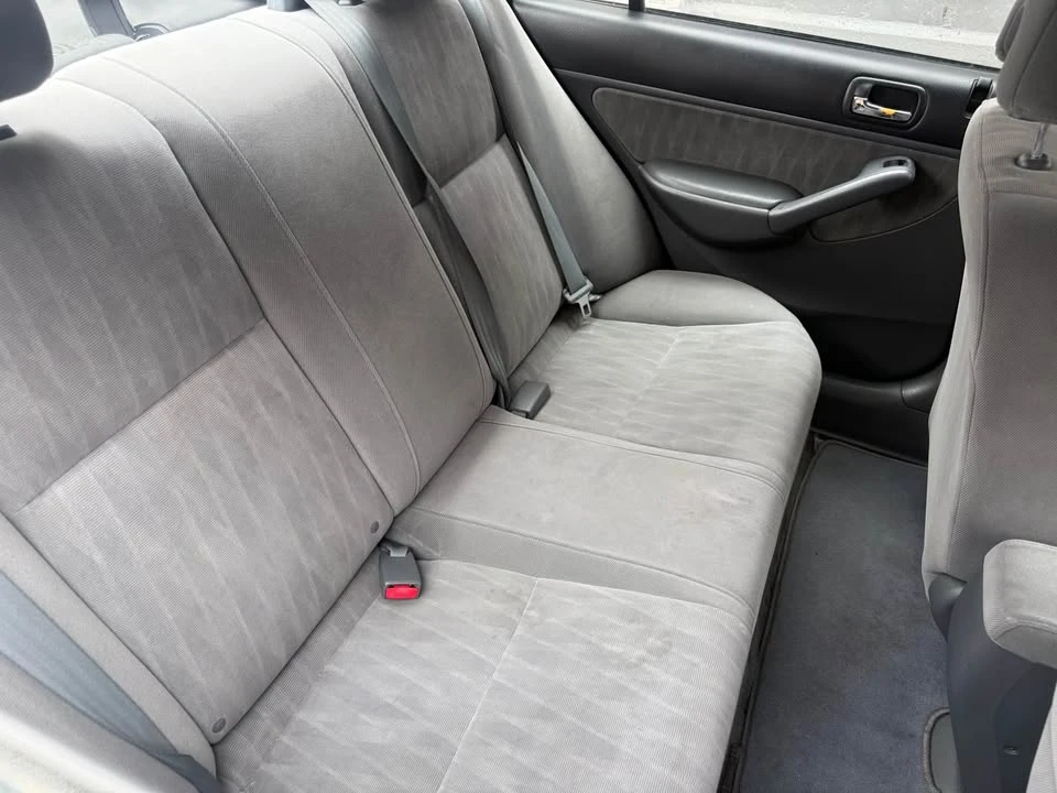 2004 Honda Civic 7th Gen - Image 11 of 13