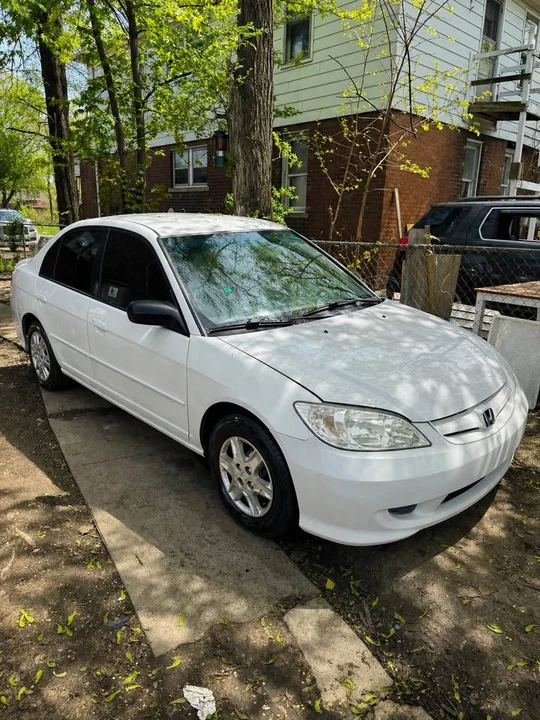 2004 Honda Civic 7th Gen - Image 2 of 8