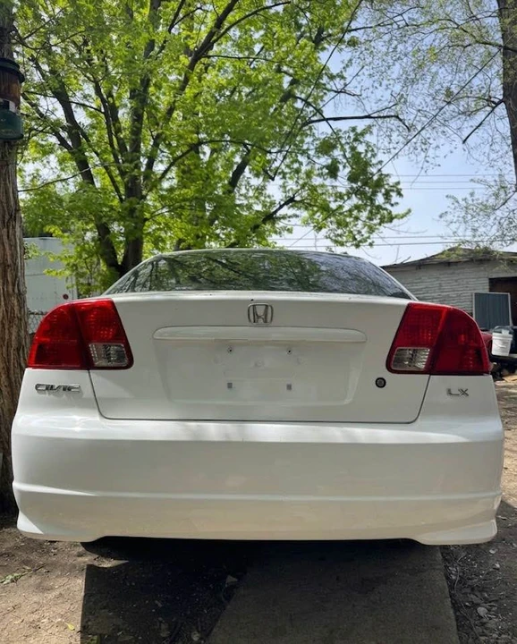 2004 Honda Civic 7th Gen - Image 5 of 8