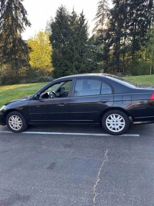2004 Honda Civic 7th Gen - Image 2 of 8