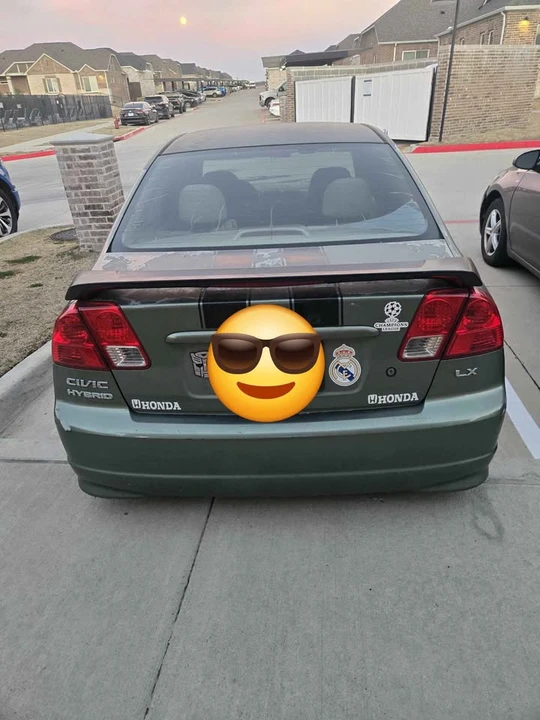 2004 Honda Civic 7th Gen - Image 2 of 3
