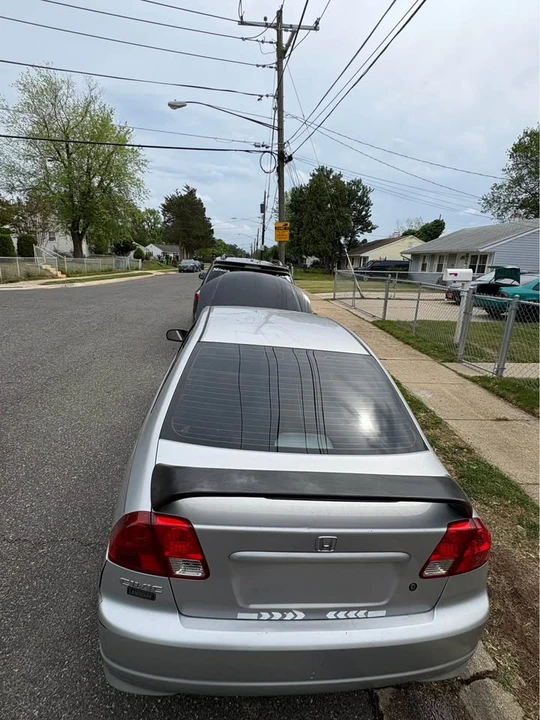 2004 Honda Civic 7th Gen - Image 2 of 10