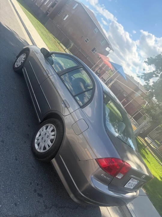 2004 Honda Civic 7th Gen - Image 4 of 7