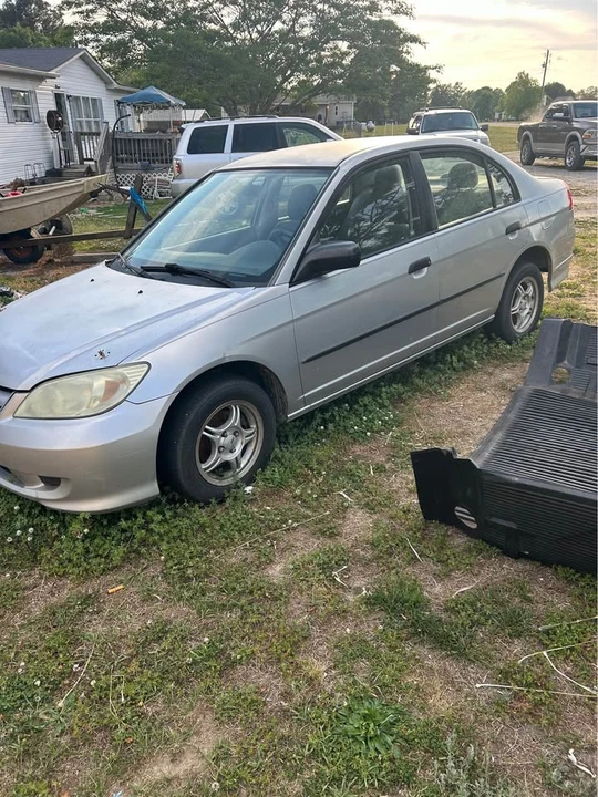 2004 Honda Civic 7th Gen - Image 3 of 3
