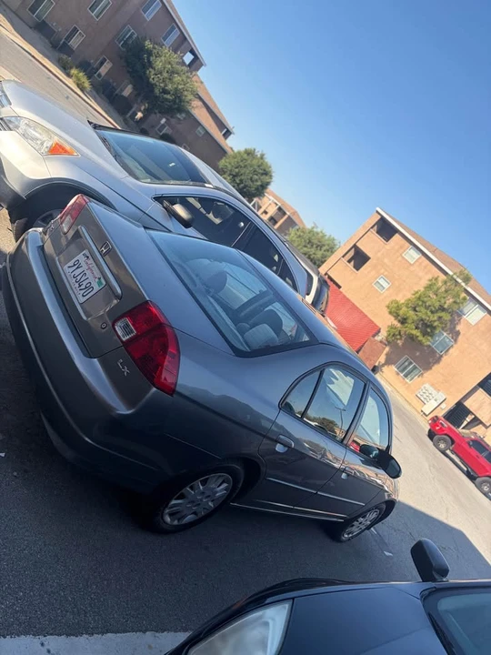 2004 Honda Civic 7th Gen - Image 5 of 8