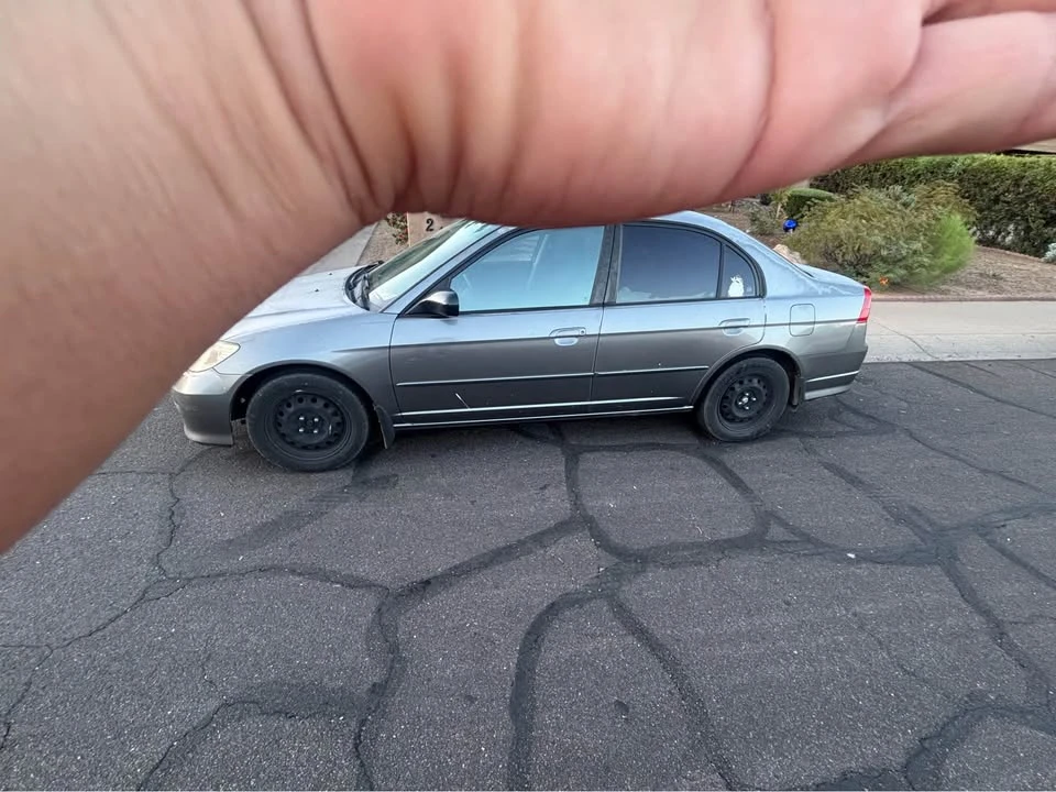 2004 Honda Civic 7th Gen - Image 2 of 6