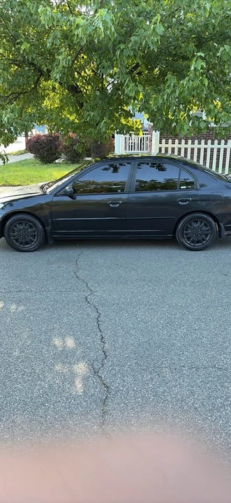2004 Honda Civic 7th Gen - Image 2 of 5