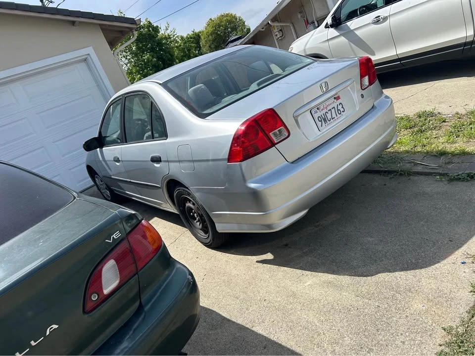 2004 Honda Civic 7th Gen - Image 2 of 6