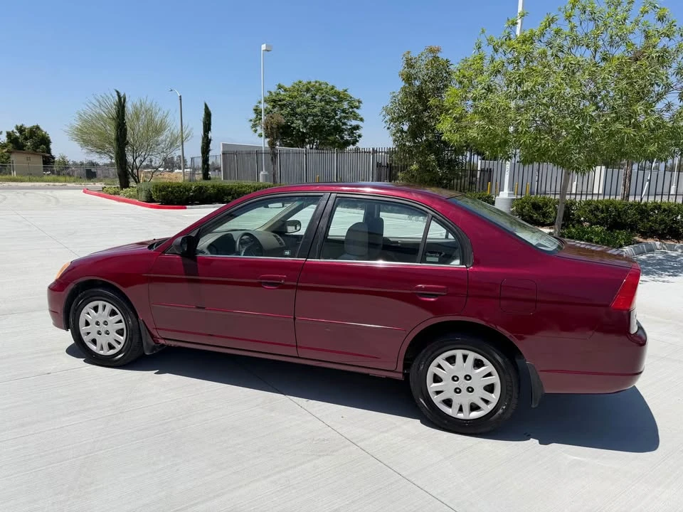 2004 Honda Civic 7th Gen - Image 2 of 6