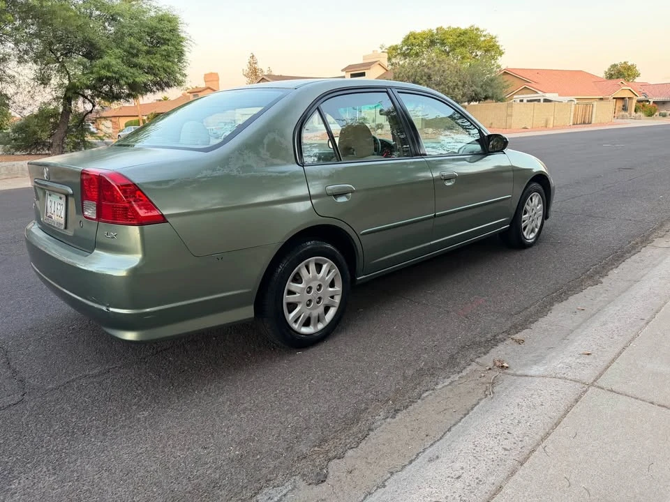 2004 Honda Civic 7th Gen - Image 4 of 9