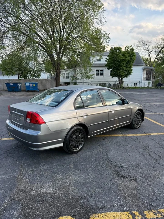 2004 Honda Civic 7th Gen - Image 9 of 15