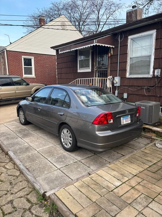 2004 Honda Civic 7th Gen - Image 4 of 9