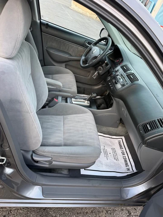 2004 Honda Civic 7th Gen - Image 13 of 19
