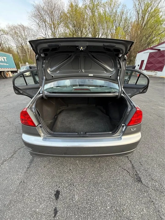 2004 Honda Civic 7th Gen - Image 17 of 19