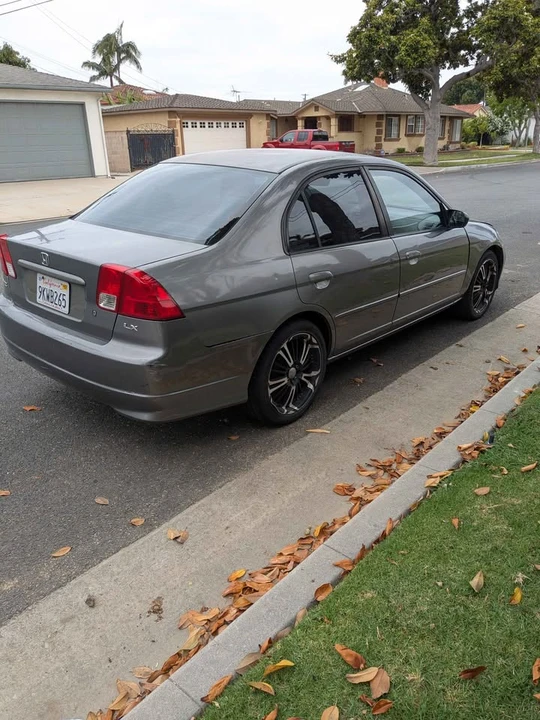 2004 Honda Civic 7th Gen - Image 4 of 11