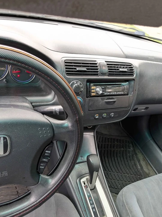 2004 Honda Civic 7th Gen - Image 6 of 11