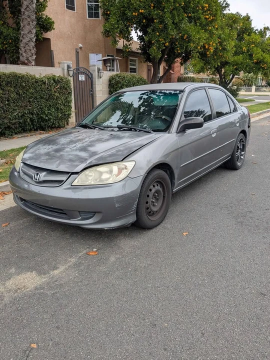 2004 Honda Civic 7th Gen - Image 2 of 11