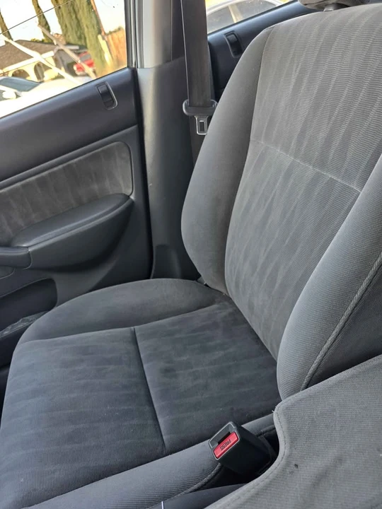2004 Honda Civic 7th Gen - Image 2 of 6