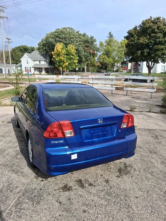 2004 Honda Civic 7th Gen - Image 4 of 8