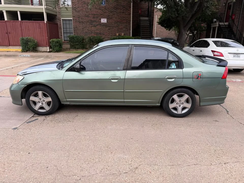 2004 Honda Civic 7th Gen - Image 4 of 9