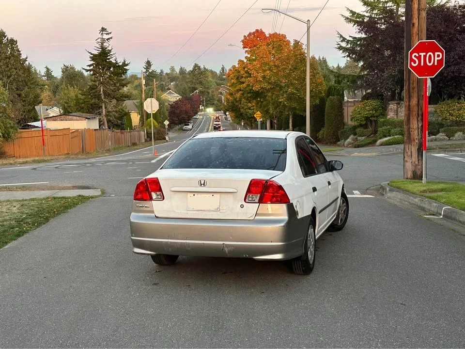 2004 Honda Civic 7th Gen - Image 2 of 14