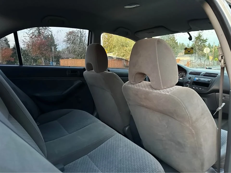 2004 Honda Civic 7th Gen - Image 9 of 14