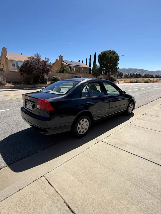 2004 Honda Civic 7th Gen - Image 5 of 16