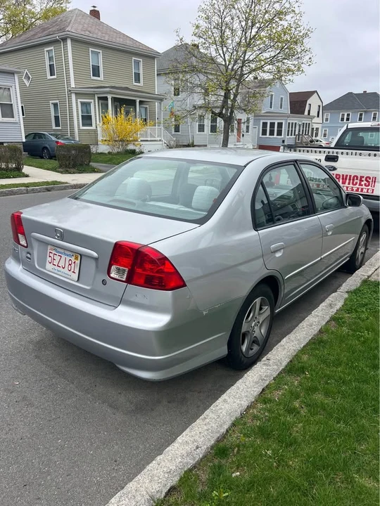 2004 Honda Civic 7th Gen - Image 2 of 9