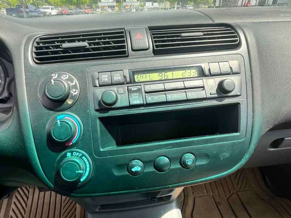 2004 Honda Civic 7th Gen - Image 14 of 17