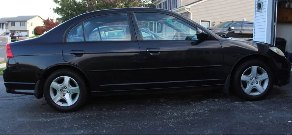 2004 Honda Civic 7th Gen - Image 2 of 15