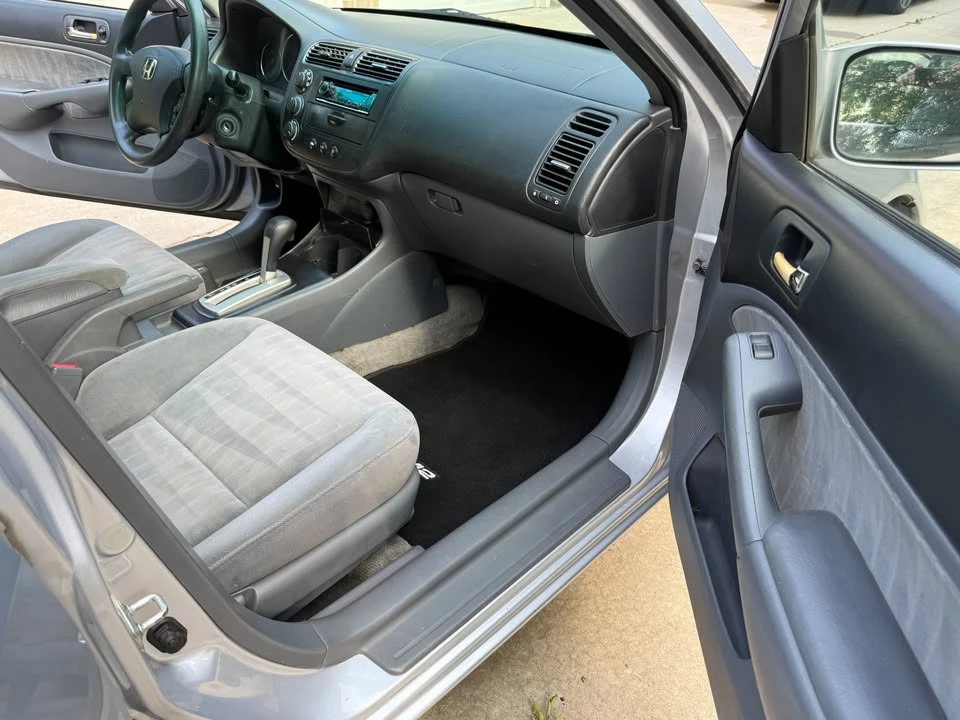 2004 Honda Civic 7th Gen - Image 14 of 18
