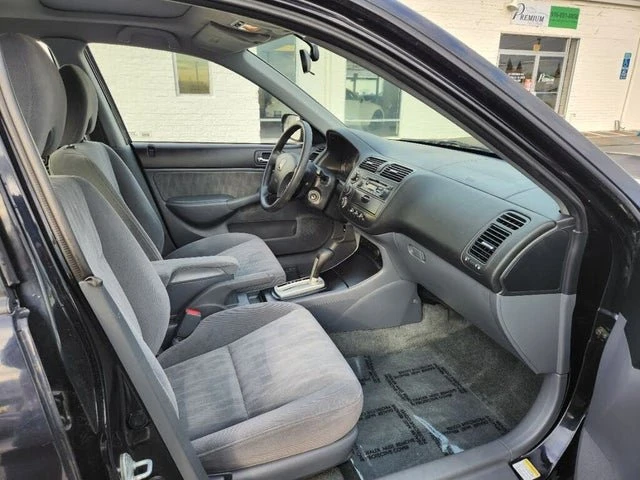 2004 Honda Civic 7th Gen - Image 13 of 19