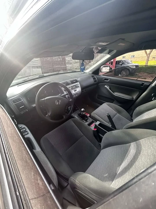 2004 Honda Civic 7th Gen - Image 6 of 6