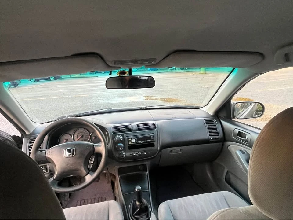 2004 Honda Civic 7th Gen - Image 12 of 16