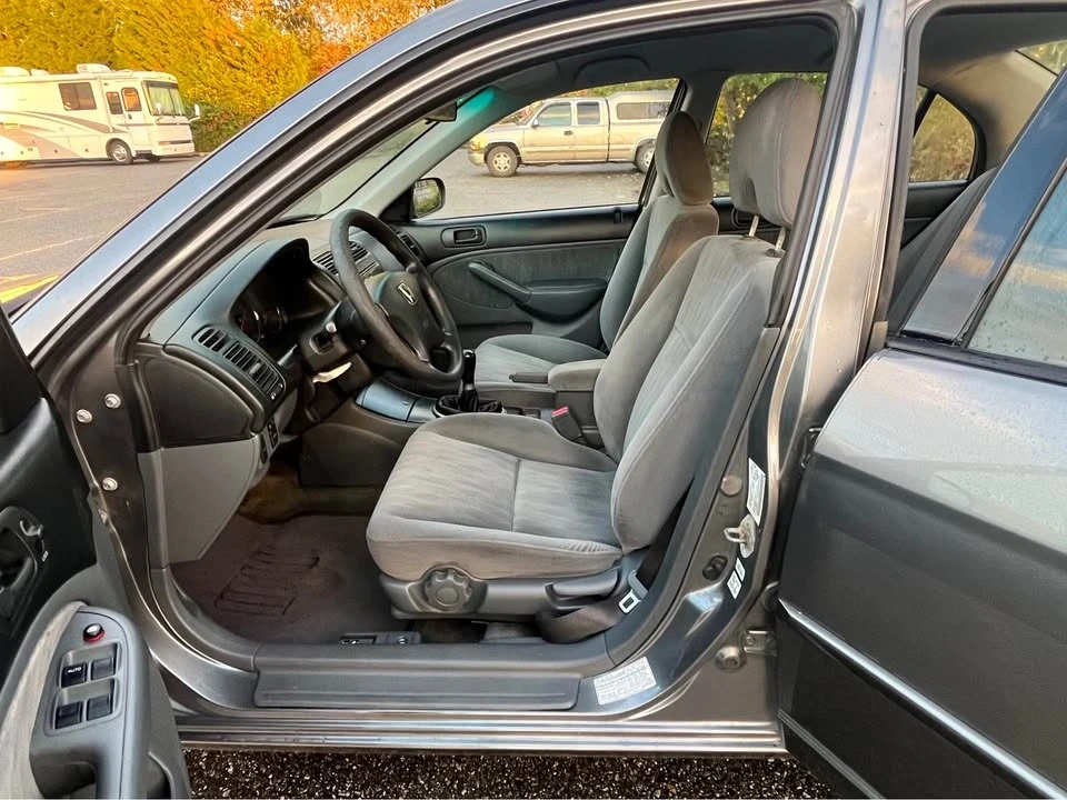 2004 Honda Civic 7th Gen - Image 11 of 16