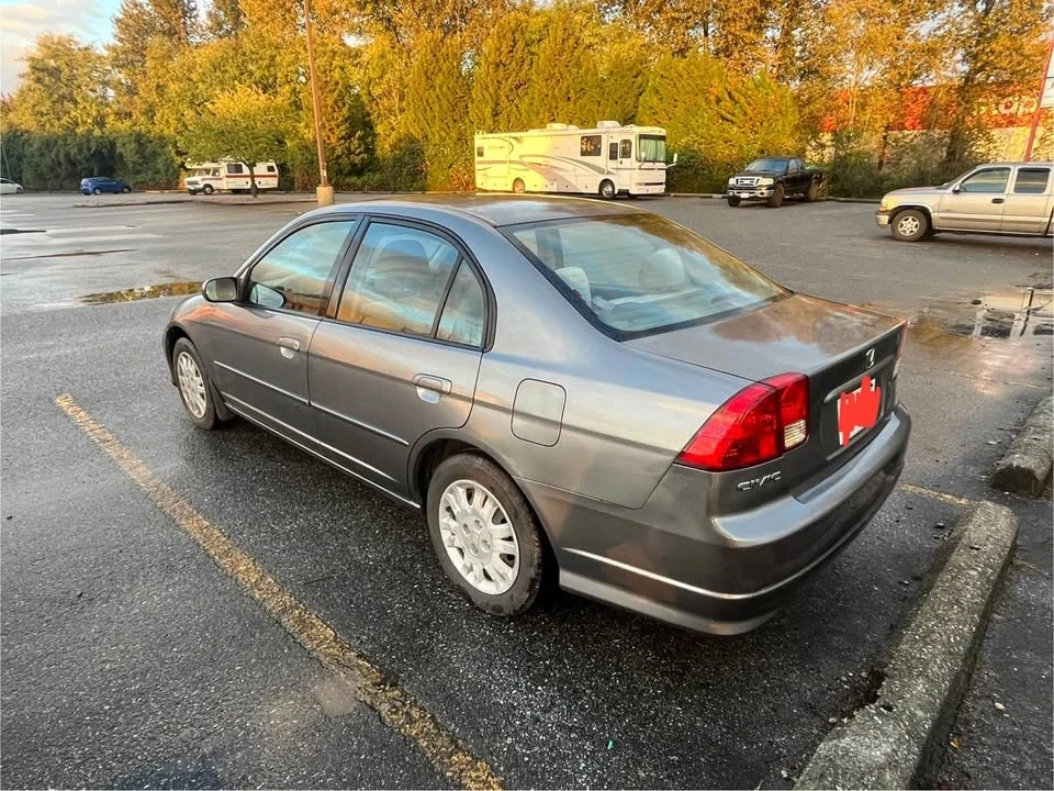 2004 Honda Civic 7th Gen - Image 7 of 16