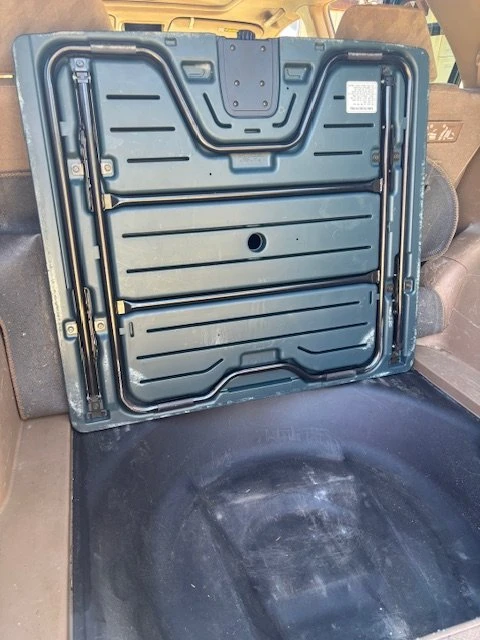 2004 Honda CR-V 2nd Gen - Image 3 of 12