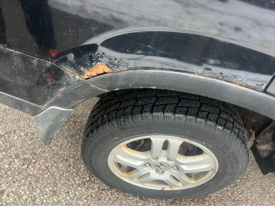 2004 Honda CR-V 2nd Gen - Image 7 of 15