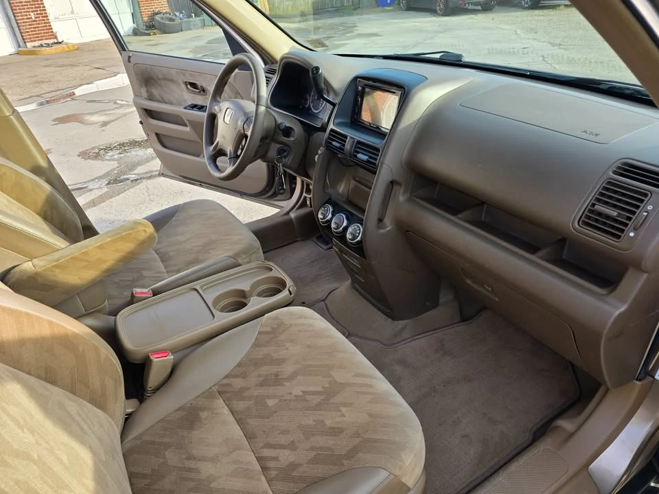 2004 Honda CR-V 2nd Gen - Image 18 of 19