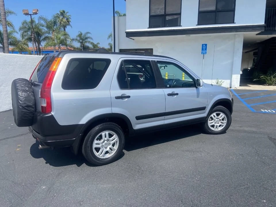 2004 Honda CR-V 2nd Gen - Image 5 of 18