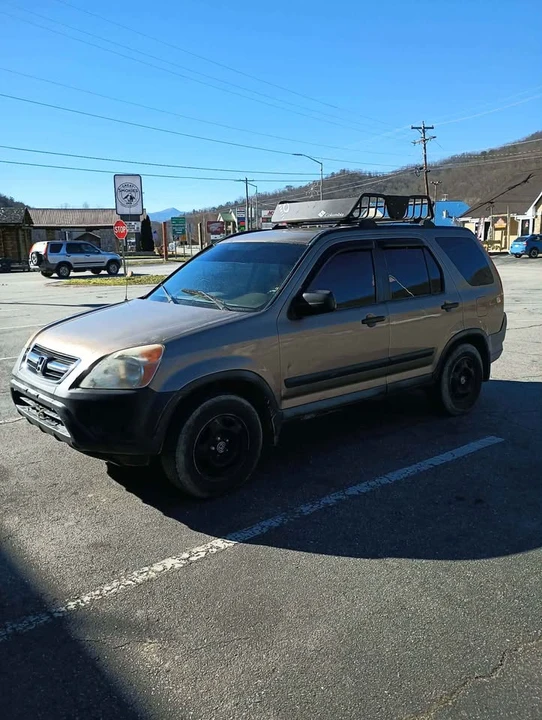 2004 Honda CR-V 2nd Gen - Image 4 of 4