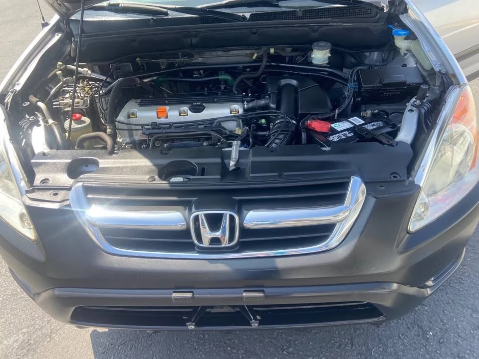 2004 Honda CR-V 2nd Gen - Image 16 of 18