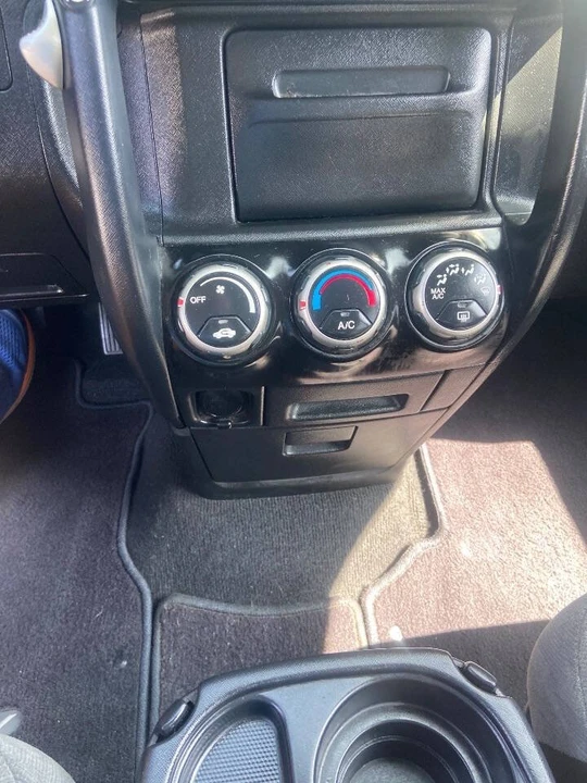 2004 Honda CR-V 2nd Gen - Image 13 of 18